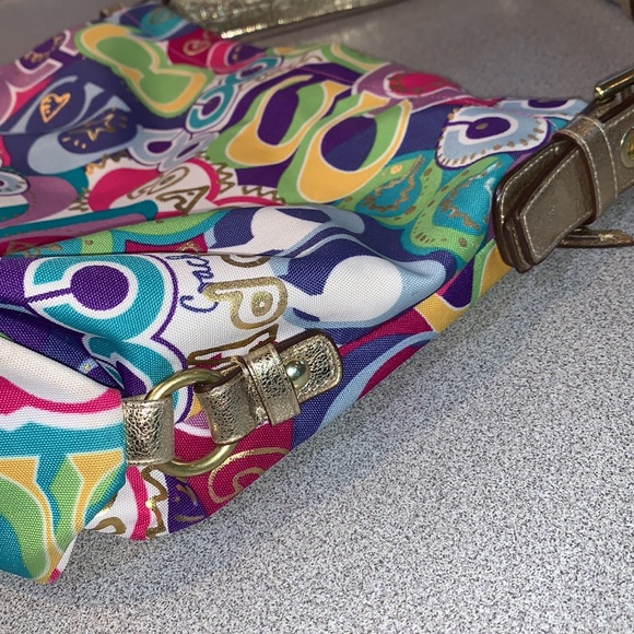 Coach Poppy Pop C Graffiti Shoulder bag - Picture 5 of 14